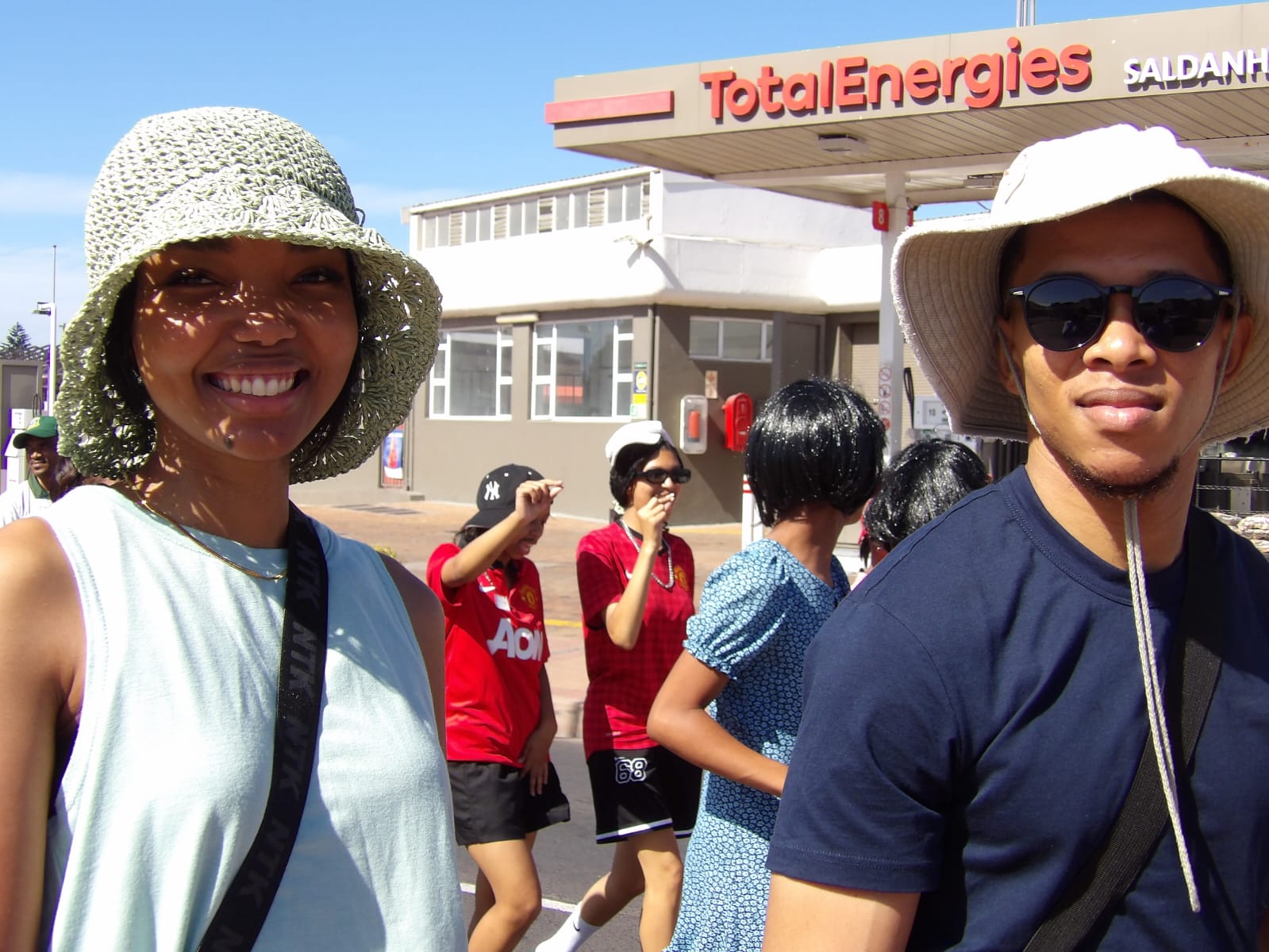 21c84ac2-32f2-40cf-bc9c-527cc74080ff