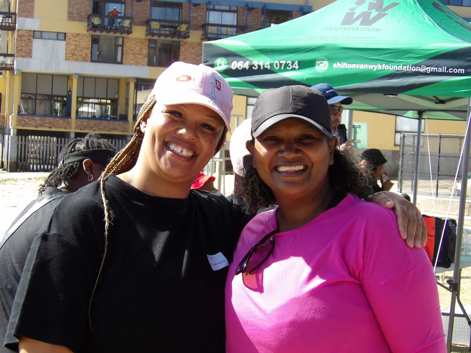 7f21acde-4e58-418a-9375-630ad4b2100b