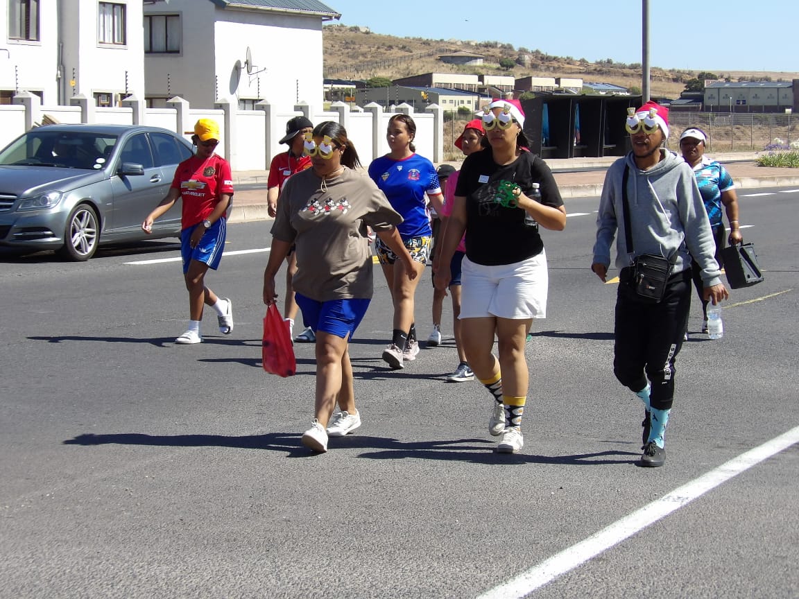 b272741b-f7e3-4f9e-832a-32495f4c425c